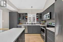 16 PINE RIDGE DRIVE | Guelph Ontario | Slide Image Eight