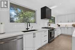 9 LESLIE DRIVE | Hamilton Ontario | Slide Image Fifteen