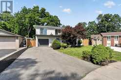 9 LESLIE DRIVE | Hamilton Ontario | Slide Image Three