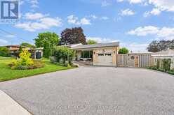 609 ANNAPOLIS AVENUE | Oshawa Ontario | Slide Image Two