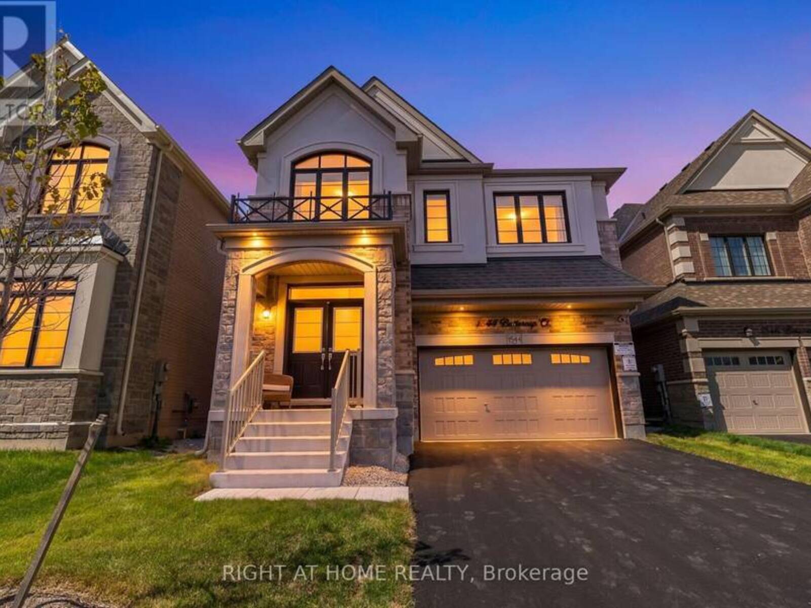 1544 BUTTERCUP COURT, Milton, Ontario L9E 2G3