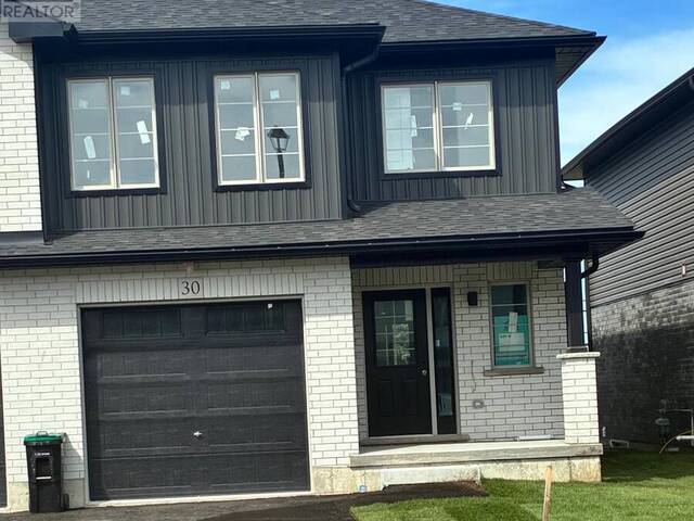 30 STRATH CRESCENT Elmvale Ontario, L0L 1P0 - 3 Bedrooms Home For Sale