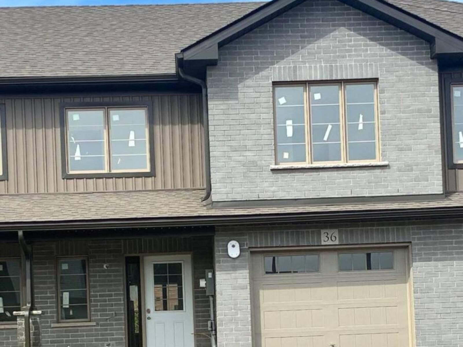 36 STRATH CRESCENT, Elmvale, Ontario L0L 1P0