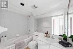 803 - 610 BULLOCK DRIVE | Markham Ontario | Slide Image Five