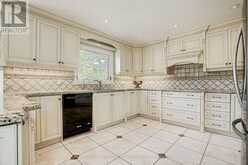 44 PRINCE EDWARD BOULEVARD | Markham Ontario | Slide Image Fifteen