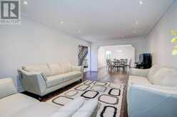 44 PRINCE EDWARD BOULEVARD | Markham Ontario | Slide Image Six
