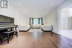 44 PRINCE EDWARD BOULEVARD | Markham Ontario | Slide Image Seven