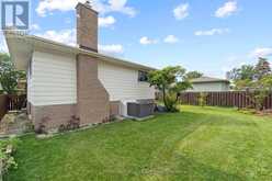 9925 HOLLY CRESCENT | Windsor Ontario | Slide Image Six