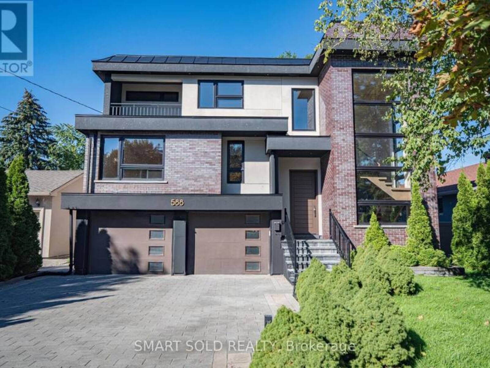 588 CONACHER DRIVE, Toronto, Ontario M2M 3M8