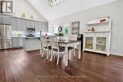 16 ROLLING LANE | Hamilton Ontario | Slide Image Eight