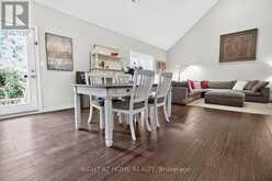 16 ROLLING LANE | Hamilton Ontario | Slide Image Nine