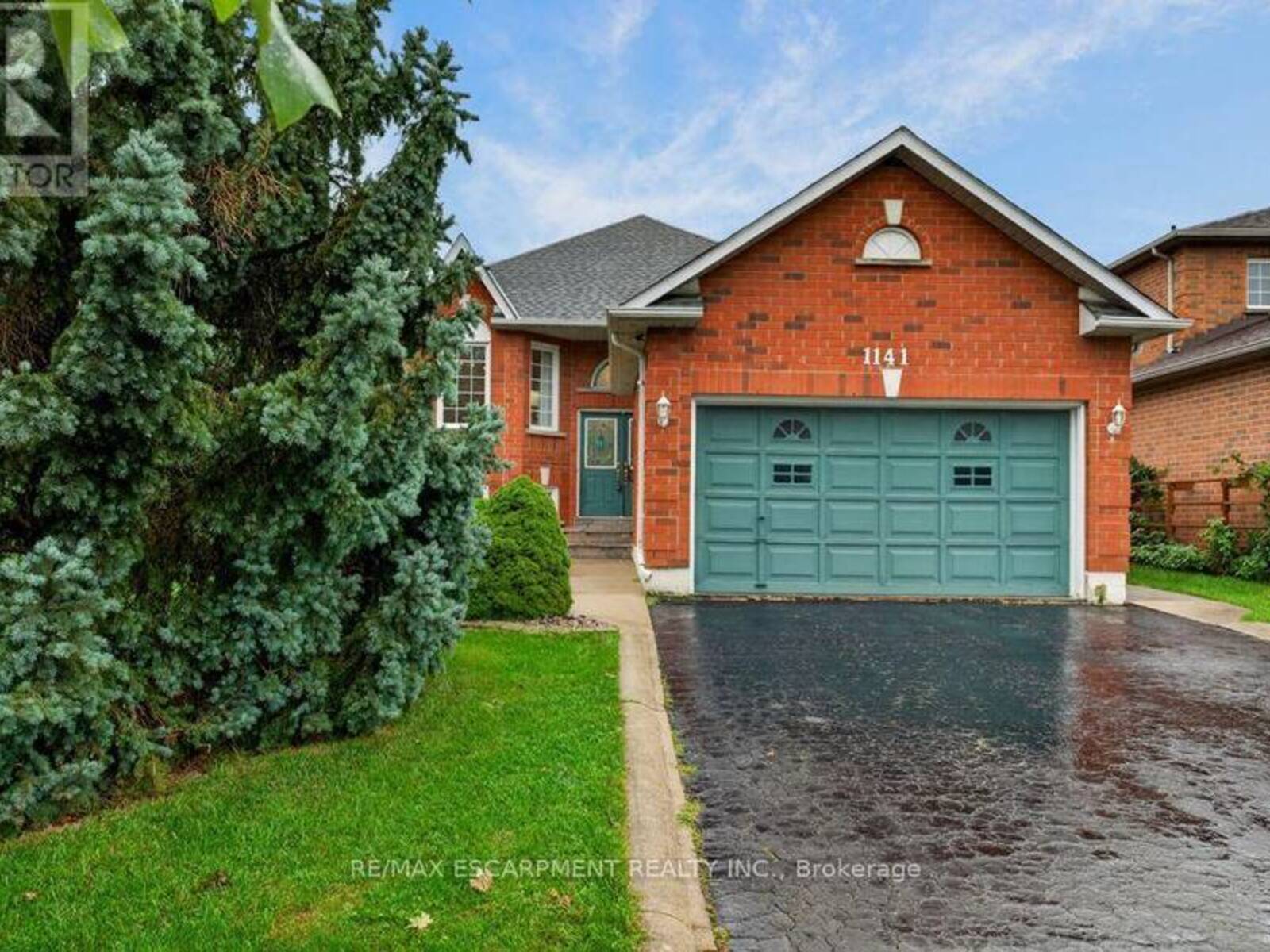 1141 LOCKHART ROAD, Burlington, Ontario L7S 1G8