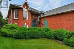 1141 LOCKHART ROAD | Burlington Ontario | Slide Image Three
