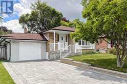 29 DEXTER BOULEVARD | Toronto Ontario | Slide Image Two