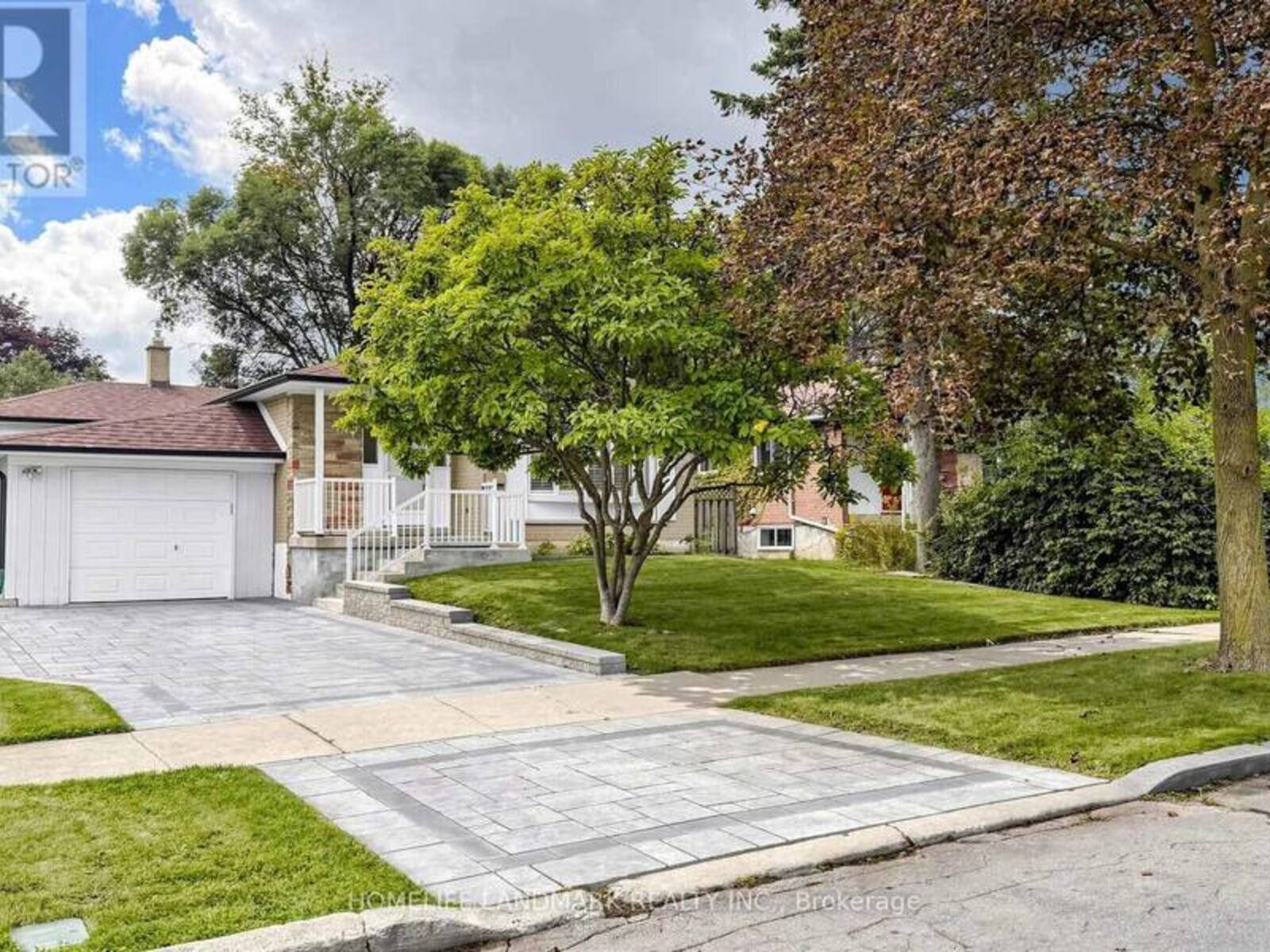 29 DEXTER BOULEVARD, Toronto, Ontario M2H 1Z3
