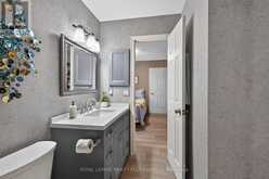 53 - 5255 LAKESHORE ROAD | Burlington Ontario | Slide Image Seventeen