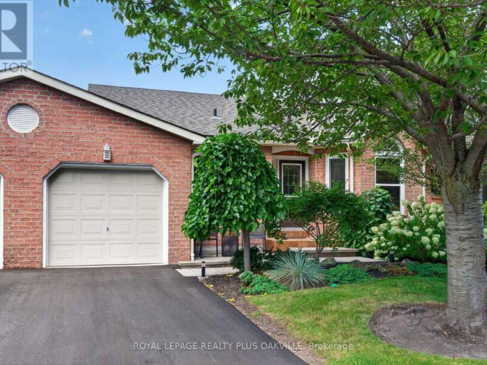 53 - 5255 LAKESHORE ROAD, Burlington, Ontario L7L 5X9