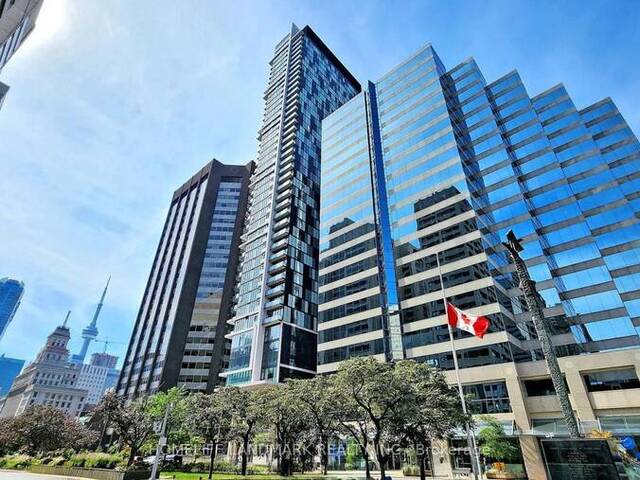 803 - 426 UNIVERSITY AVENUE Toronto Ontario, M5G 1S9 - 2 Bedrooms Condo For Sale