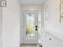 .400 HANDLEY CRESCENT | Newmarket Ontario | Slide Image Four