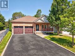 10 PURT COURT Barrie Ontario, L4N 9K7