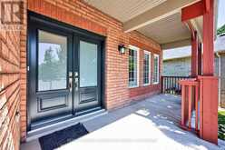 10 PURT COURT | Barrie Ontario | Slide Image Three
