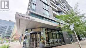 811 - 1 EDGEWATER DRIVE | Toronto Ontario | Slide Image One