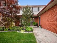 94 CLAPPISON BOULEVARD | Toronto Ontario | Slide Image Three