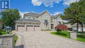 2 CORTLEIGH COURT | Richmond Hill Ontario | Slide Image Two