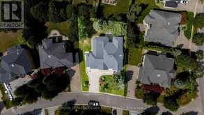 2 CORTLEIGH COURT | Richmond Hill Ontario | Slide Image Forty-nine