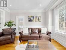 6 MALTA COURT | Richmond Hill Ontario | Slide Image Eight