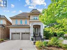 16 MACDONALD COURT | Richmond Hill Ontario | Slide Image One