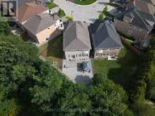 16 MACDONALD COURT | Richmond Hill Ontario | Slide Image Five
