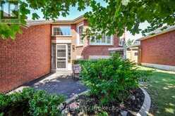7 HUNTER COURT | Elmvale Ontario | Slide Image Three