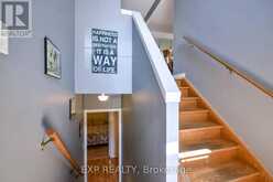 7 HUNTER COURT | Elmvale Ontario | Slide Image Four