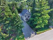143 CAMPBELL CRESCENT | The Blue Mountains Ontario | Slide Image Eleven
