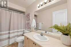 260 FLAGSTONE WAY | Newmarket Ontario | Slide Image Thirty-two