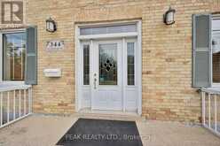 344 QUEEN STREET W | Cambridge Ontario | Slide Image Three