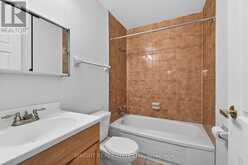 150 BEVERLEY STREET | Toronto Ontario | Slide Image Nine