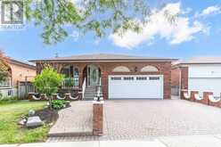 40 BEAMSVILLE DRIVE | Toronto Ontario | Slide Image One