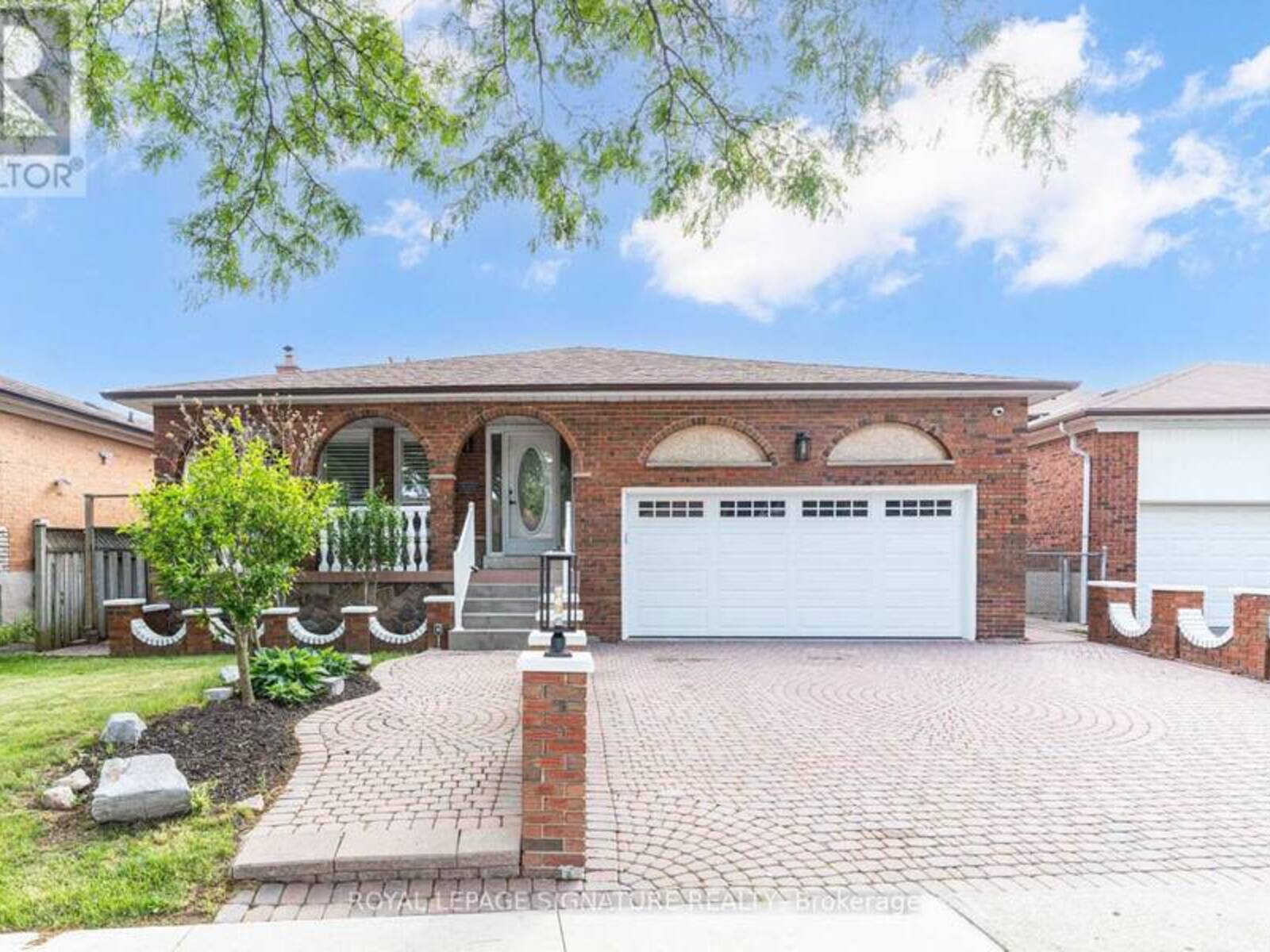 40 BEAMSVILLE DRIVE, Toronto, Ontario M1T 3S2
