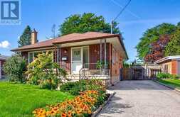 42 BAINHART CRESCENT | Toronto Ontario | Slide Image Two