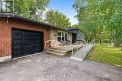 65 GEORGE ROAD | Georgina Ontario | Slide Image Four