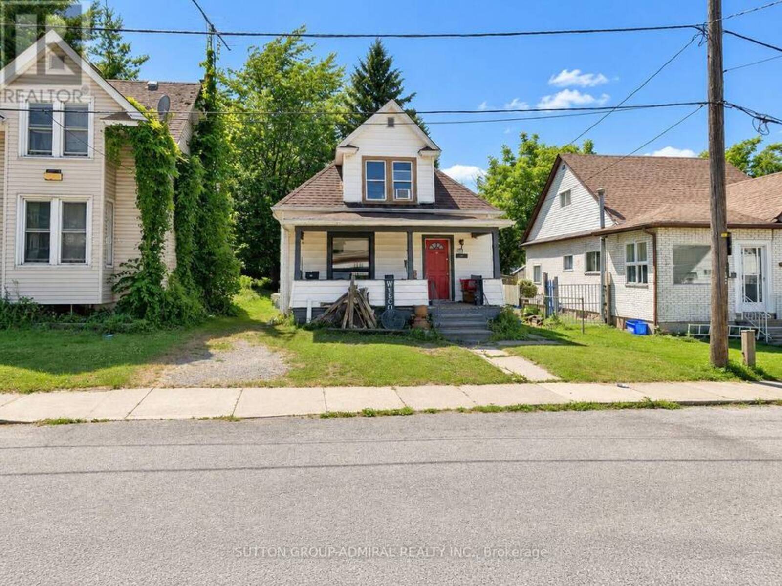 5675 BANKER AVENUE, Niagara Falls, Ontario L2G 4B9