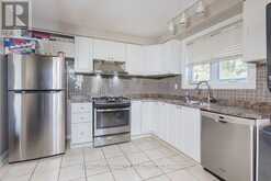 20 MAYHILL CRESCENT | Toronto Ontario | Slide Image Ten