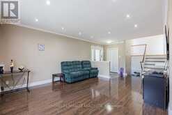 20 MAYHILL CRESCENT | Toronto Ontario | Slide Image Six