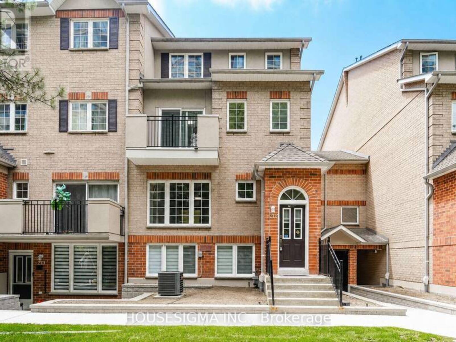 212 - 1400 THE ESPLANADE N, Pickering, Ontario L1V 6V2