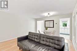 179 SASSAFRAS CIRCLE | Vaughan Ontario | Slide Image Fifteen
