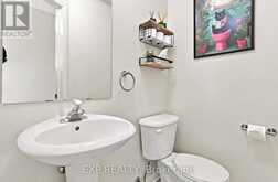 179 SASSAFRAS CIRCLE | Vaughan Ontario | Slide Image Seventeen