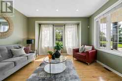 737 TURRELL CRESCENT | Milton Ontario | Slide Image Ten