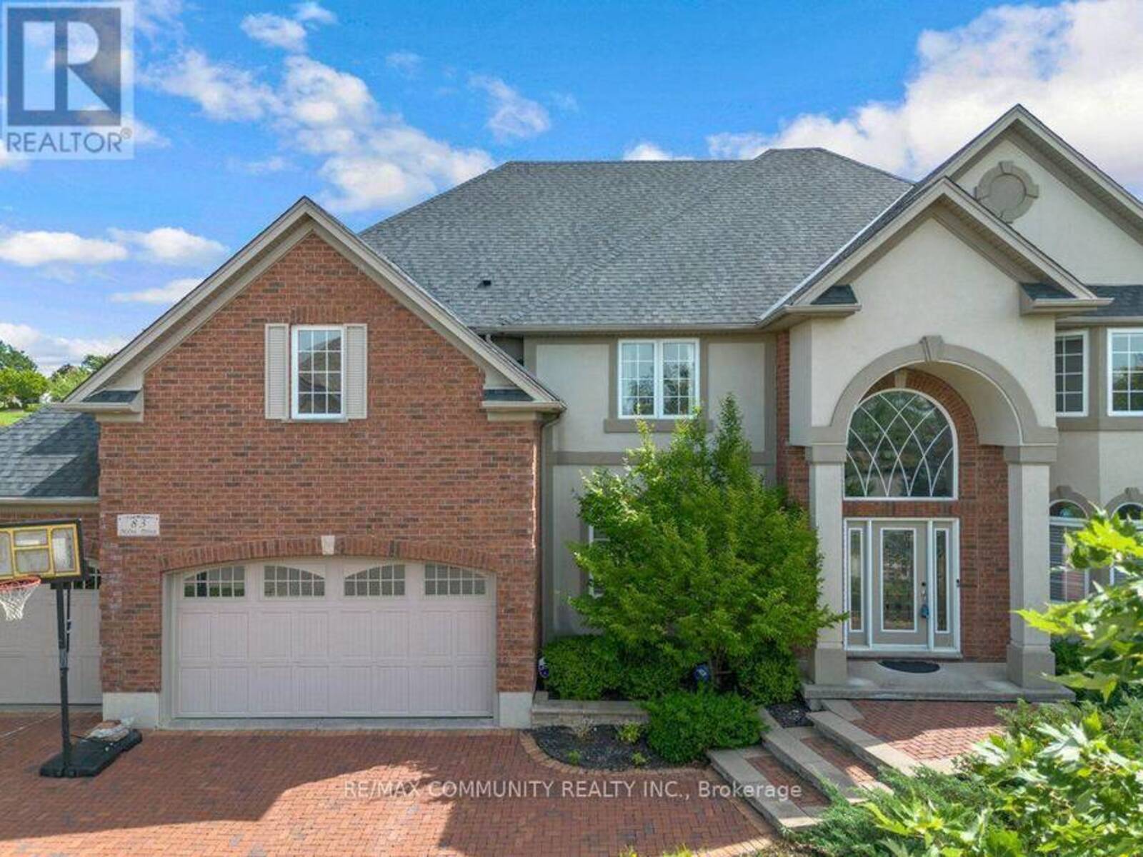 83 MILNE DRIVE, Wilmot, Ontario N0B 2H0